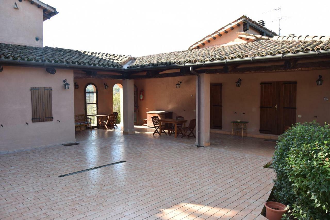Agriturismo Gioie Di Campagna ファブリアーノ エクステリア 写真